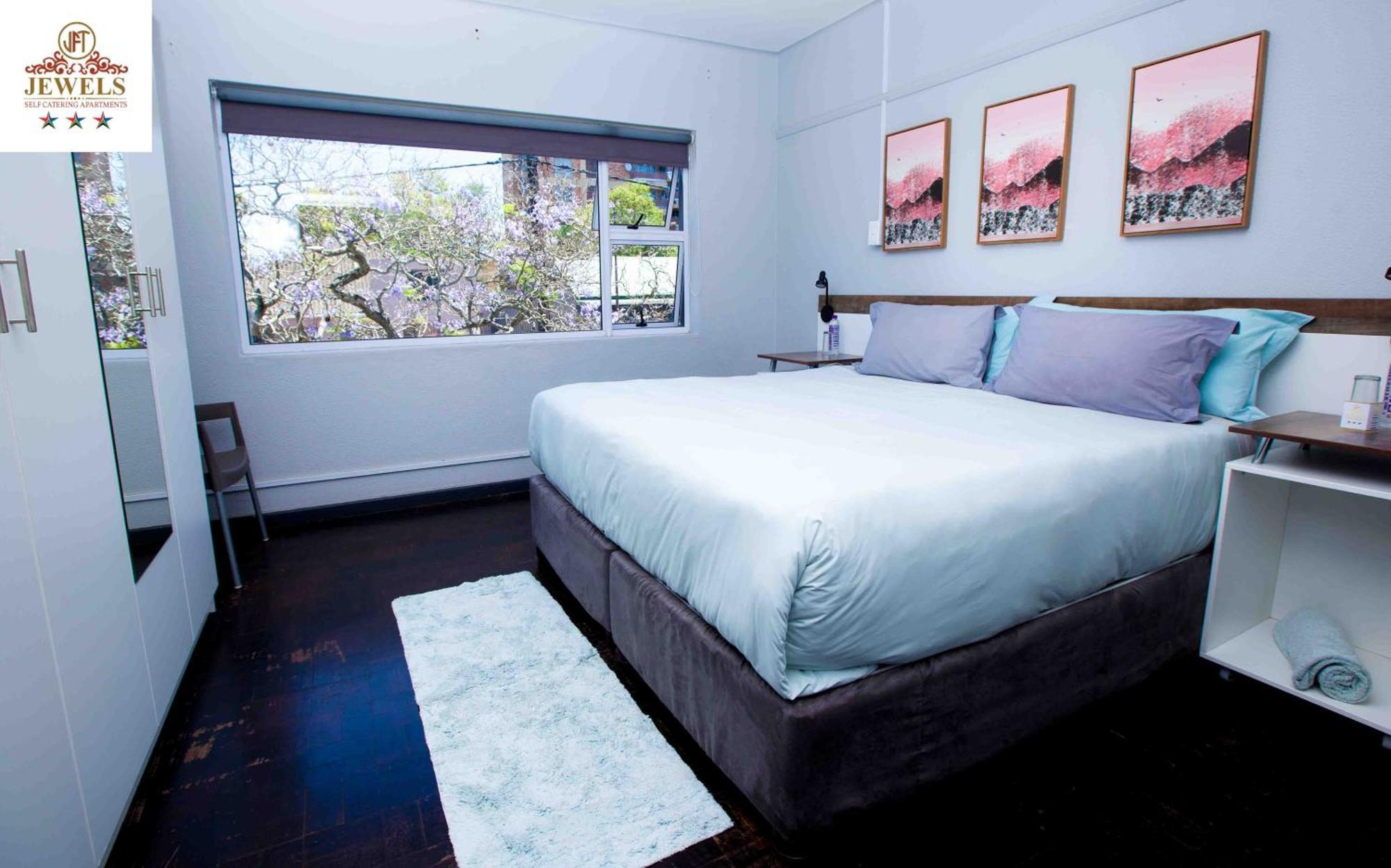 Bed and Breakfast Jft Self Catering Units Іст-Лондон Екстер'єр фото