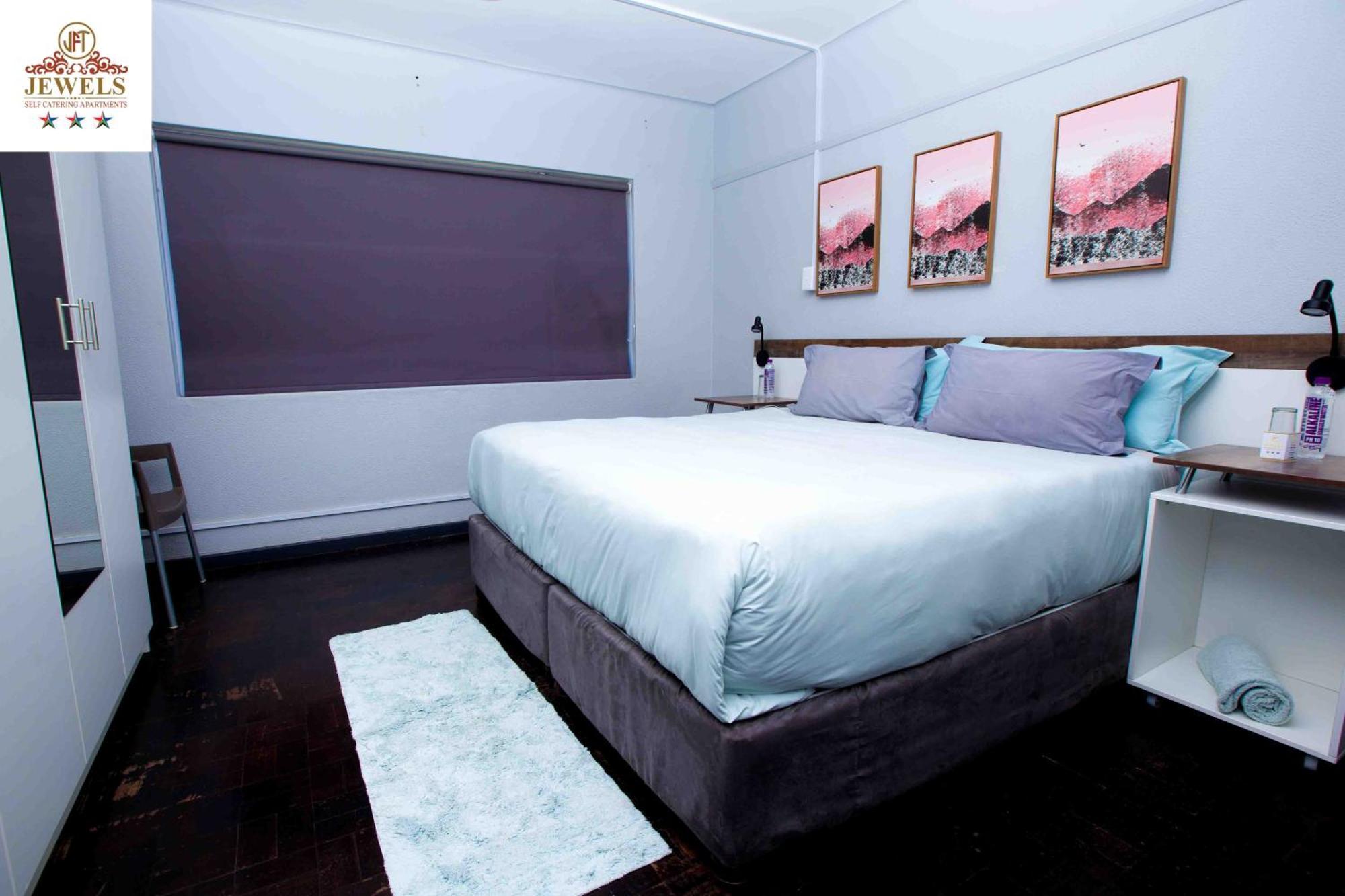 Bed and Breakfast Jft Self Catering Units Іст-Лондон Екстер'єр фото