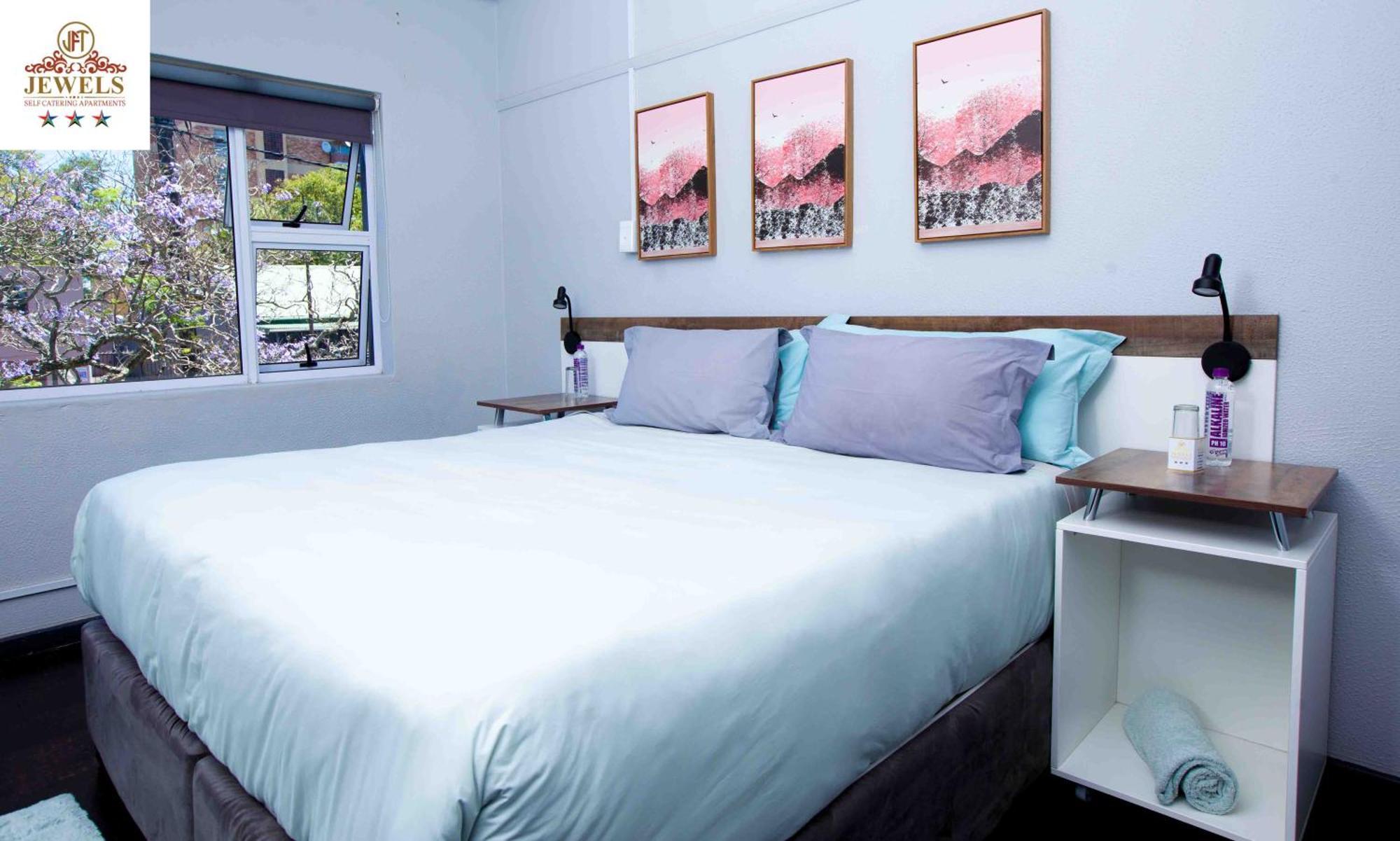 Bed and Breakfast Jft Self Catering Units Іст-Лондон Екстер'єр фото