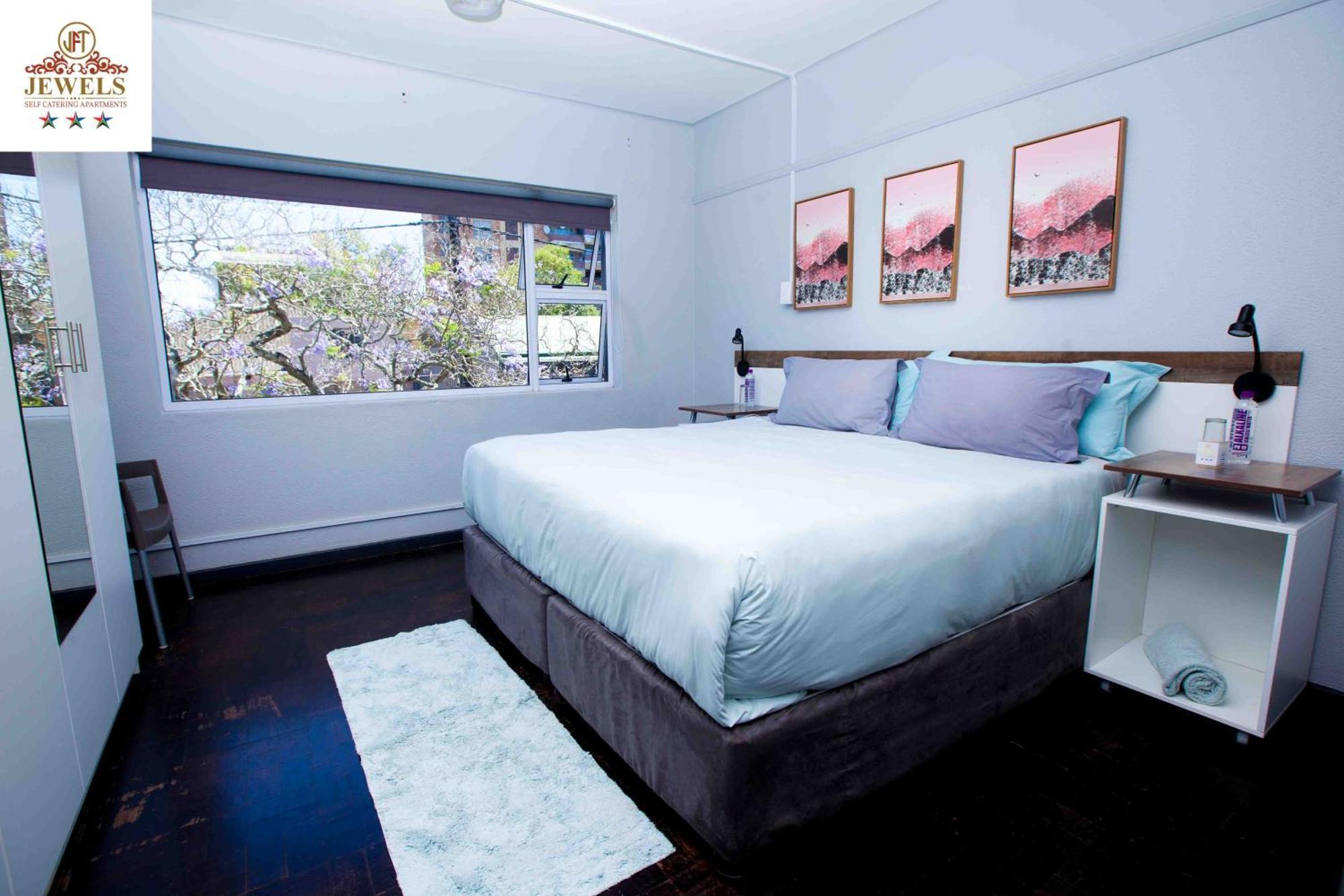 Bed and Breakfast Jft Self Catering Units Іст-Лондон Екстер'єр фото